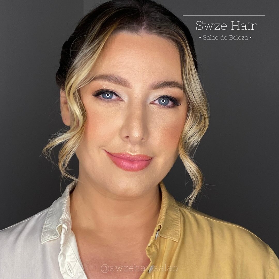 Penteado e Maquiagem