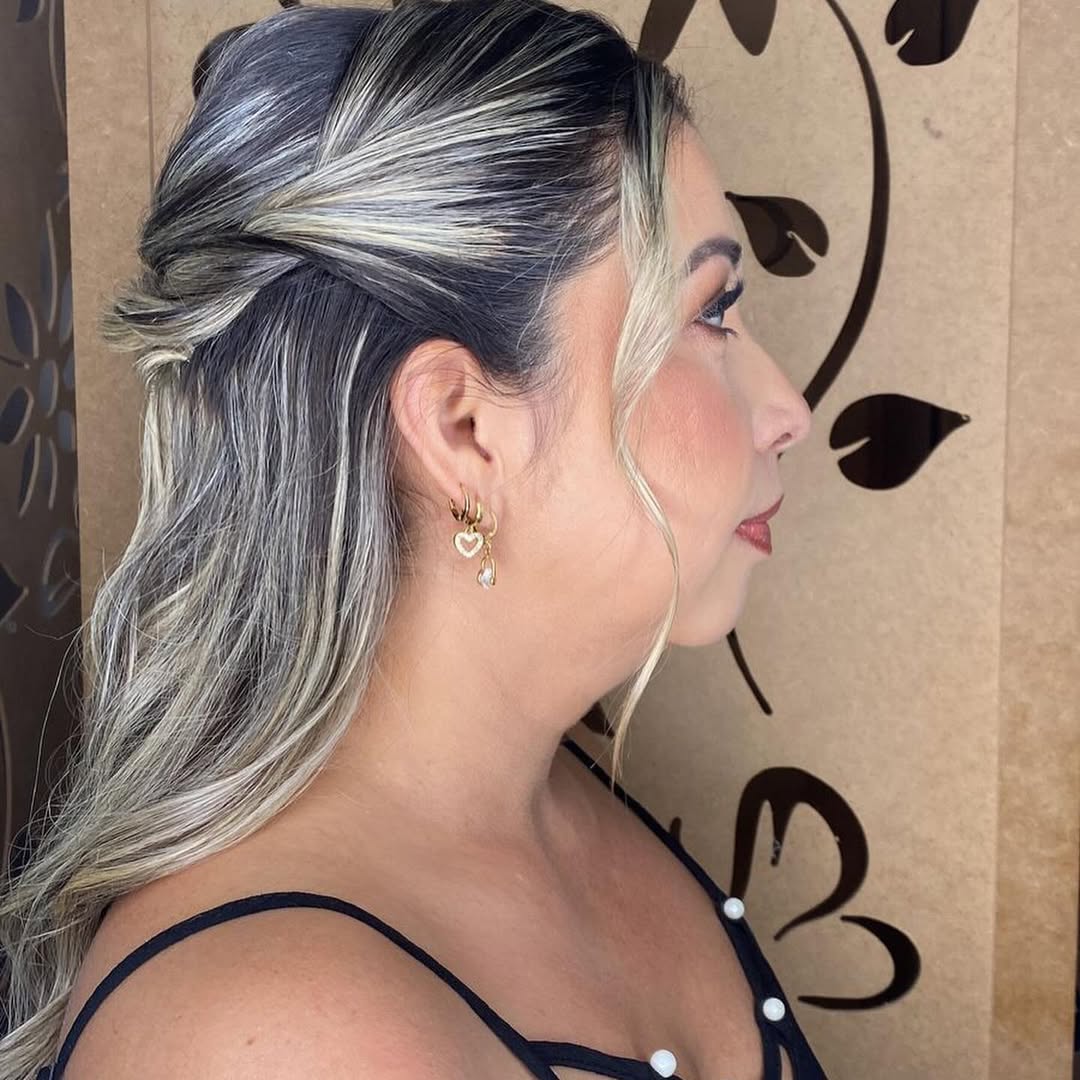 Penteado e Maquiagem